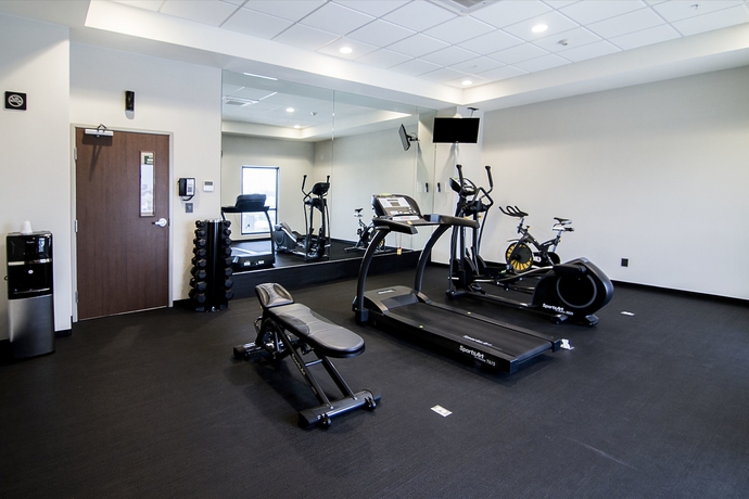 Imagen de los interiores del Hotel City Express Plus By Marriott Mundo E. Foto 14