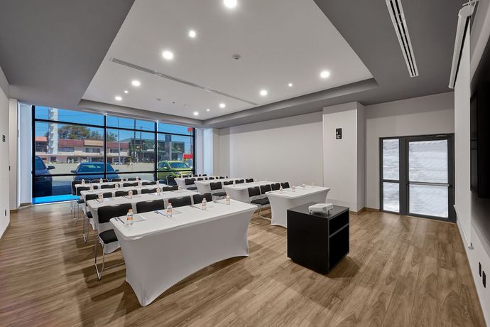 Imagen de los interiores del Hotel City Express Plus By Marriott San Luis Potosí. Foto 16