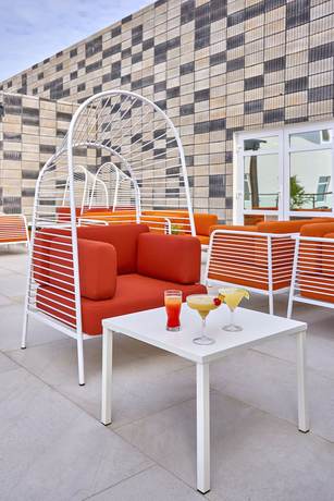 Imagen del bar/restaurante del Hotel City Express Plus Cancun Aeropuerto Riviera. Foto 4