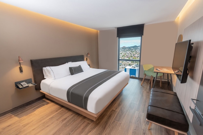 Imagen de la habitación del Hotel City Express Plus Chihuahua. Foto 7