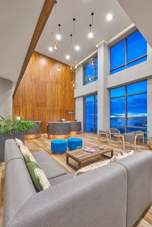 Imagen de los interiores del Hotel City Express Plus Ensenada. Foto 14