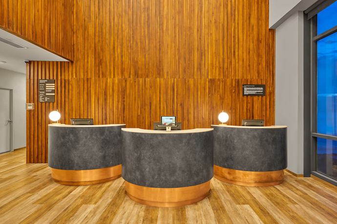 Imagen de los interiores del Hotel City Express Plus Ensenada. Foto 15