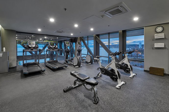 Imagen de los interiores del Hotel City Express Plus Ensenada. Foto 17