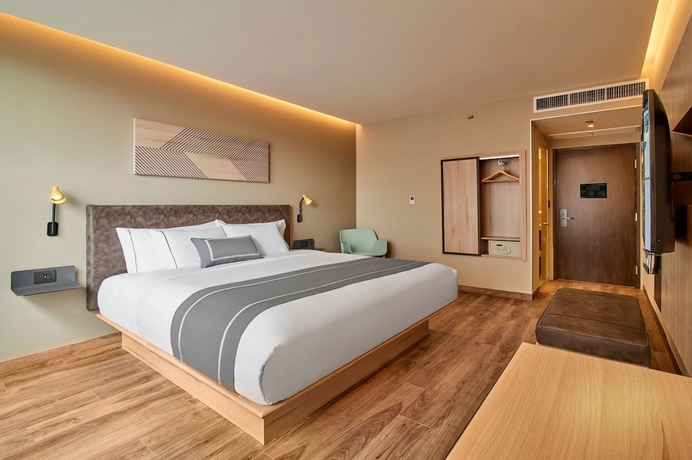 Imagen de la habitación del Hotel City Express Plus Mazatl&aacute;n. Foto 11