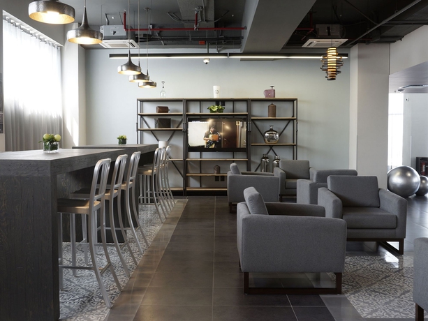 Imagen de los interiores del Hotel City Express Plus Patio Universidad. Foto 5