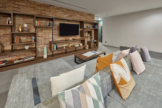 Imagen de los interiores del Hotel City Express Plus Tijuana. Foto 9