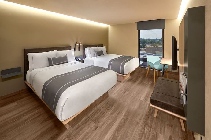 Imagen de la habitación del Hotel City Express Plus by Marriott Tampico. Foto 2
