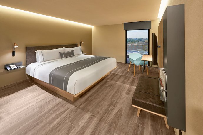 Imagen de la habitación del Hotel City Express Plus by Marriott Tampico. Foto 3