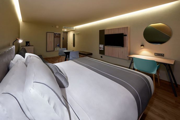 Imagen de la habitación del Hotel City Express Plus by Marriott Tampico. Foto 5