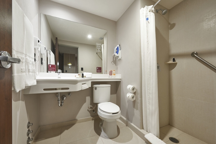 Imagen de la habitación del Hotel City Express Suites By Marriott Tijuana Rio. Foto 8