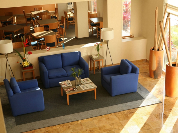 Imagen de los interiores del Hotel City Express Suites by Marriott Queretaro. Foto 13