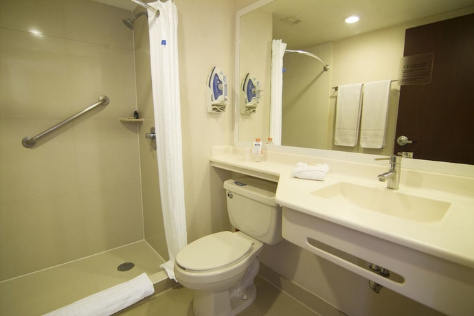 Imagen de la habitación del Hotel City Express Tepotzotlan. Foto 12