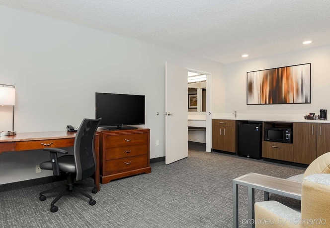 Imagen de la habitación del Hotel City Express by Marriott Houston Intercontinental Airport. Foto 11