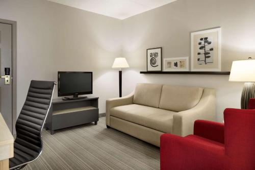 Imagen de la habitación del Hotel City Express by Marriott Louisville Southeast. Foto 15