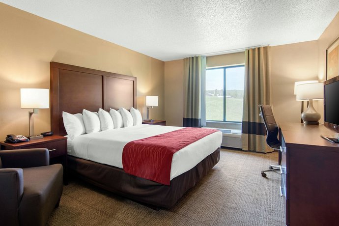 Imagen de la habitación del Hotel City Express by Marriott Milford Cooperstown. Foto 15