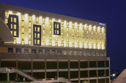 Imagen general del Hotel City Express by Marriott Monterrey Universidad. Foto 8