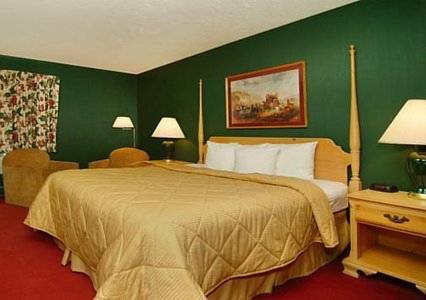 Imagen de la habitación del Hotel City Express by Marriott Petoskey Harbor Springs. Foto 6