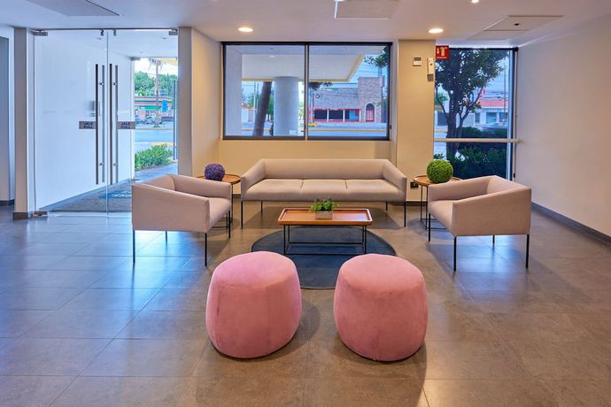 Imagen de los interiores del Hotel City Express by Marriott Saltillo Norte. Foto 7