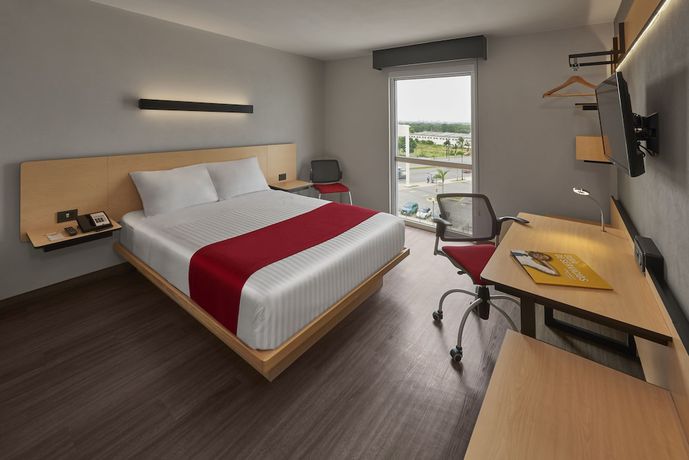 Imagen de la habitación del Hotel City Express by Marriott Tampico Altamira. Foto 12