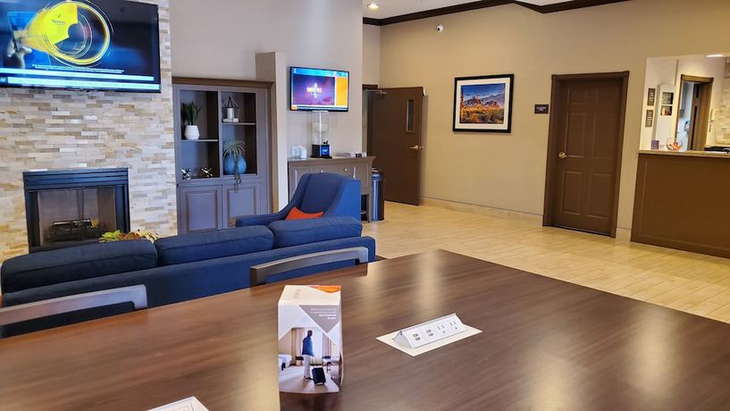 Imagen de los interiores del Hotel City Express by Marriott Tempe. Foto 20