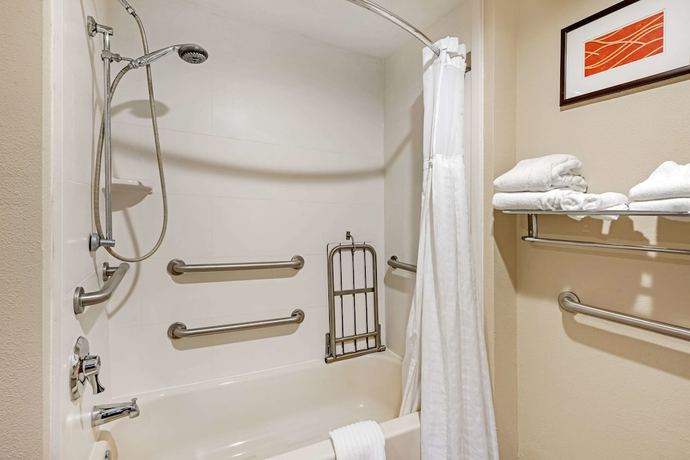 Imagen de la habitación del Hotel City Express by Marriott Yulee. Foto 2