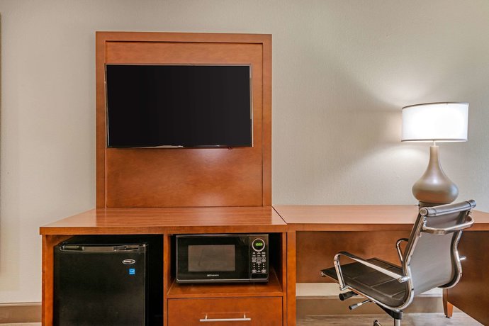 Imagen de la habitación del Hotel City Express by Marriott Yulee. Foto 18