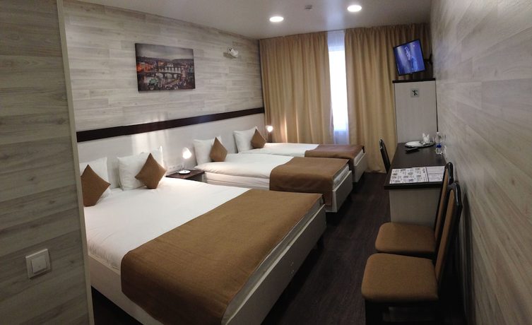 Imagen de la habitación del Hotel City Fox. Foto 9