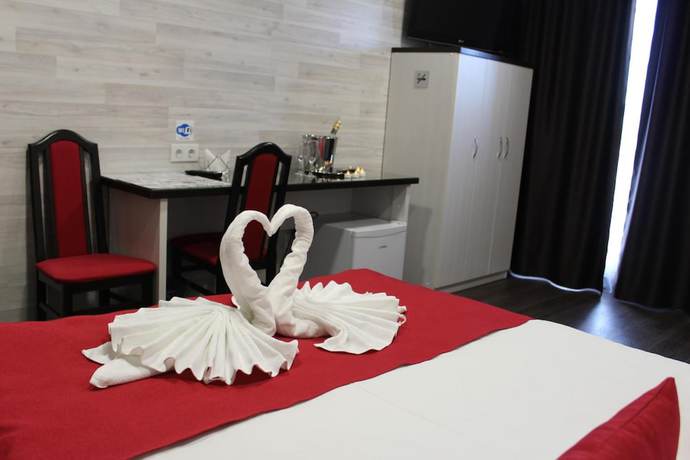 Imagen de la habitación del Hotel City Fox. Foto 17