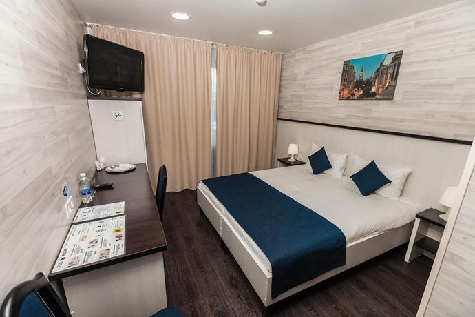 Imagen de la habitación del Hotel City Fox. Foto 19