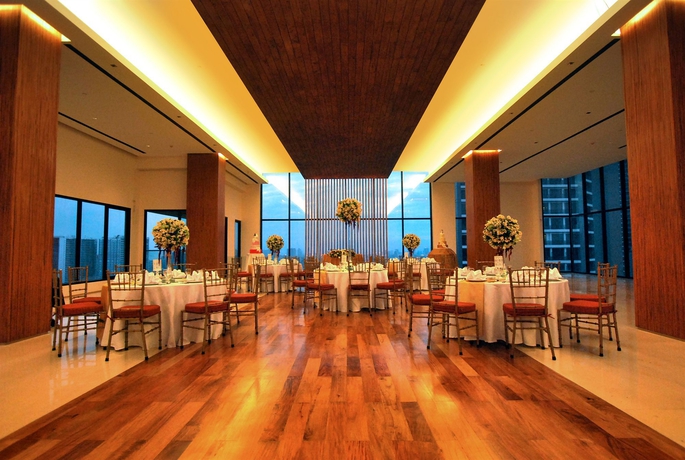 Imagen de los interiores del Hotel City Garden Grand. Foto 13