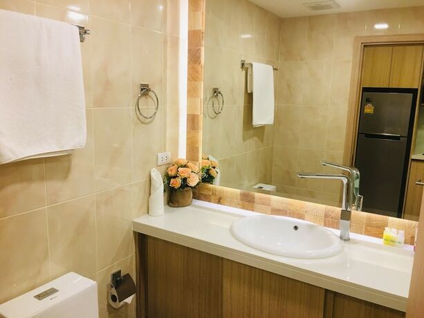 Imagen de la habitación del Hotel City Garden Tower. Foto 15