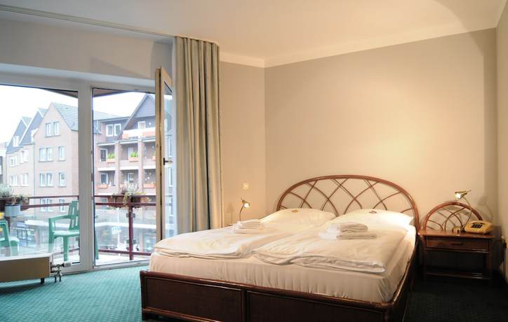 Imagen de la habitación del Hotel City, Geilenkirchen. Foto 13