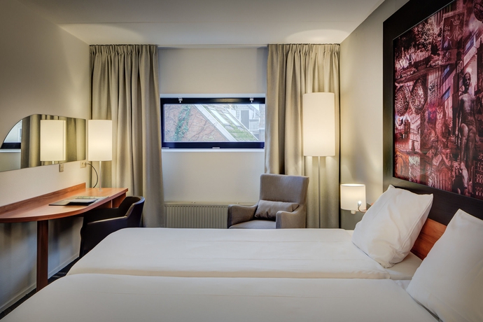 Imagen de la habitación del Hotel City Groningen. Foto 16