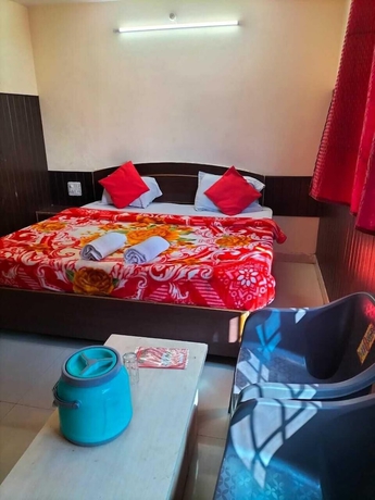 Imagen de la habitación del Hotel City Heart, Haridwar. Foto 6