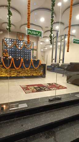 Imagen de los interiores del Hotel City Heritage Haridwar. Foto 17