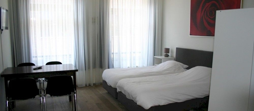 Imagen de la habitación del Hotel City Hotel, Ámsterdam. Foto 9