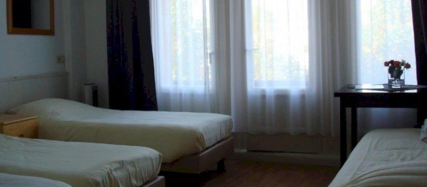 Imagen de la habitación del Hotel City Hotel, Ámsterdam. Foto 11