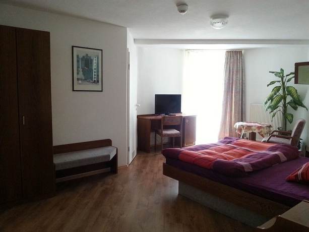 Imagen de la habitación del Hotel City Hotel Bauer. Foto 12