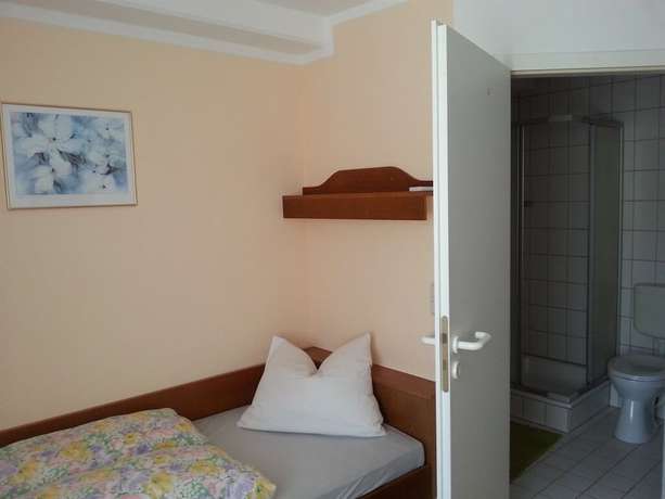 Imagen de la habitación del Hotel City Hotel Bauer. Foto 15