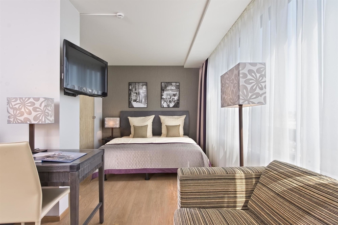 Imagen de la habitación del Hotel City Hotel Hamburg Mitte. Foto 9