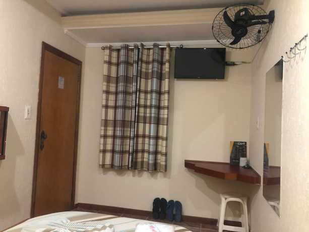 Imagen de la habitación del Hotel City II. Foto 9