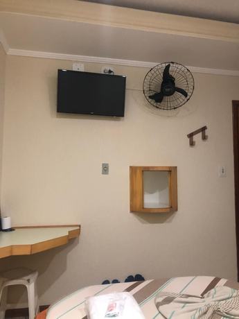 Imagen de la habitación del Hotel City II. Foto 17