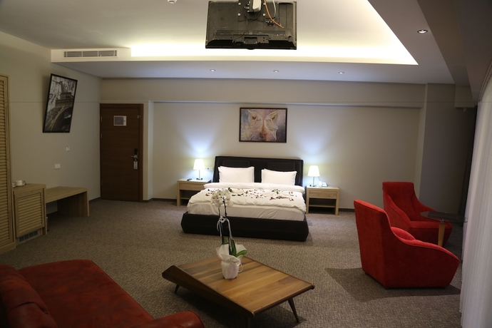 Imagen de la habitación del Hotel City Inegol. Foto 6