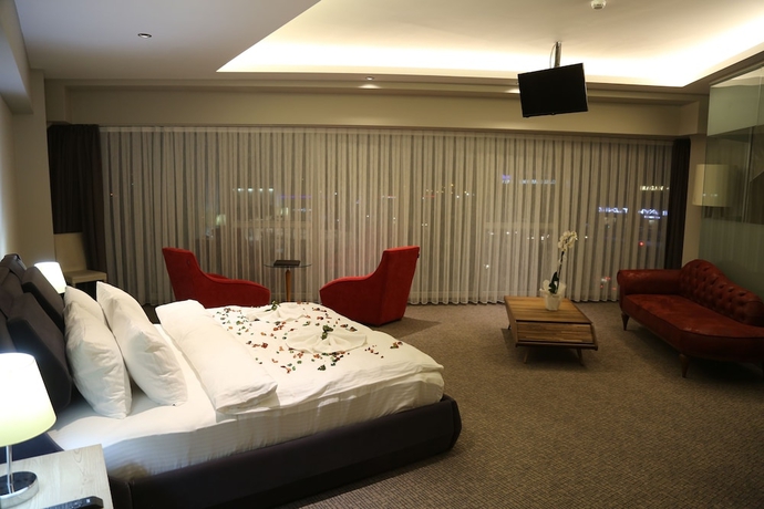 Imagen de la habitación del Hotel City Inegol. Foto 7