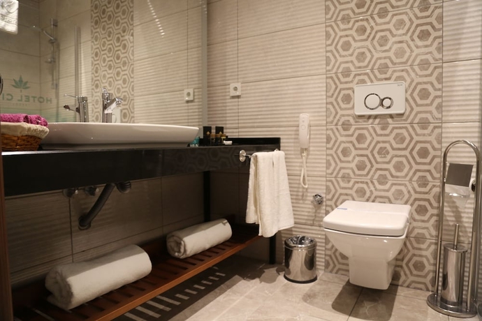 Imagen de la habitación del Hotel City Inegol. Foto 16