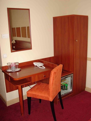 Imagen de los interiores del Hotel City Inn, Budapest. Foto 12