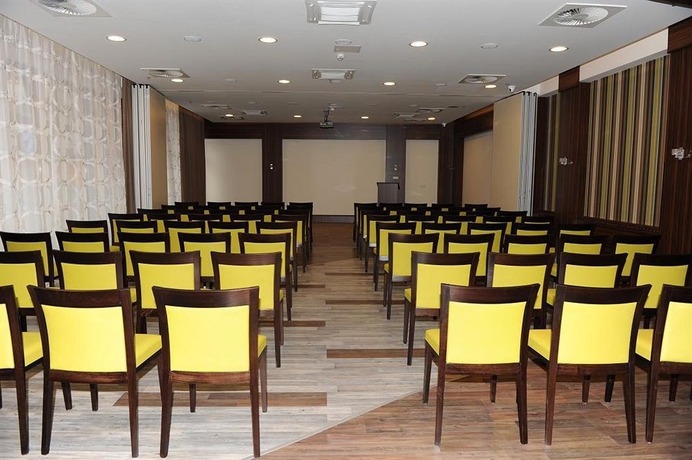 Imagen de los interiores del Hotel City Inn, Budapest. Foto 14