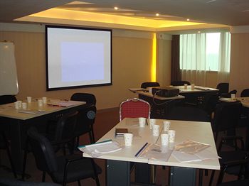 Imagen de los interiores del Hotel City Inn Exhibition Centre. Foto 9