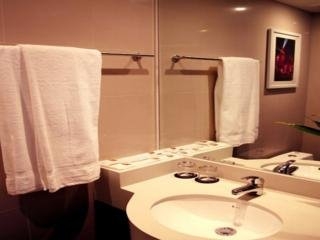 Imagen de la habitación del Hotel City Inn Happy Valley. Foto 4