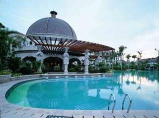 Imagen de la piscina del Hotel City Inn Sanyuanli. Foto 10